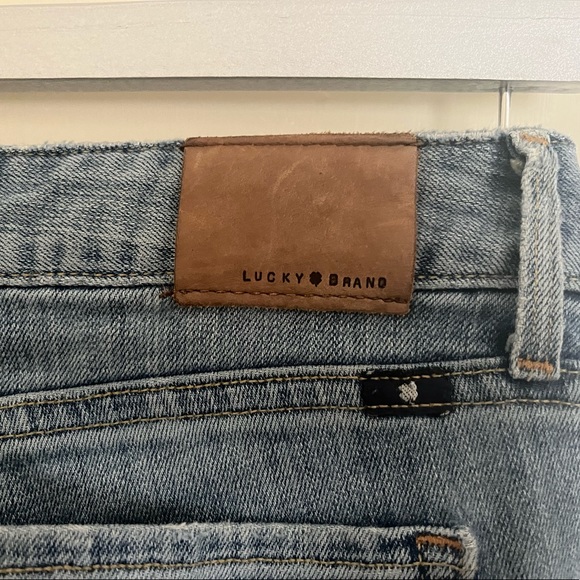 Y2K Low Rise Lucky Brand Jeans - Picture 2 of 5